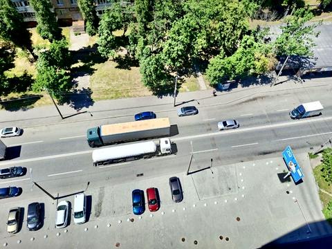 квартира за адресою Добровольців пров., 21
