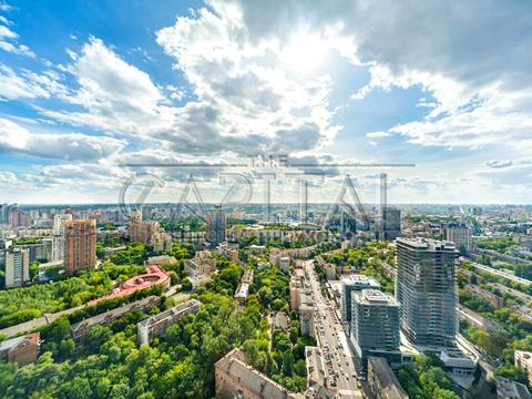 комерційна за адресою Кловський узвіз, 7a