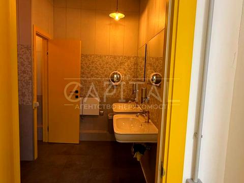 комерційна за адресою Кловський узвіз, 7a