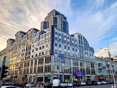 комерційна за адресою Велика Васильківська вул. (Червоноармійська), 68