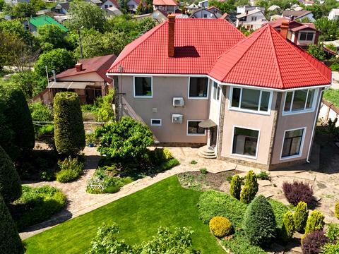 будинок за адресою Вишневая, 1