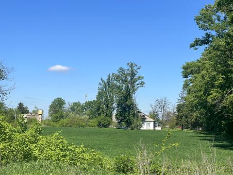 комерційна за адресою с. Мала Вільшанка, Шевченка, 15