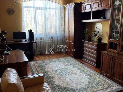 квартира за адресою Почайнинська вул., 23