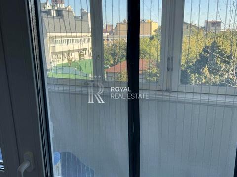 квартира за адресою Почайнинська вул., 23