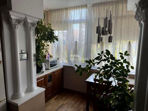 квартира за адресою Почайнинська вул., 23