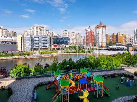 квартира за адресою Дніпровська набережна вул., 14-Б