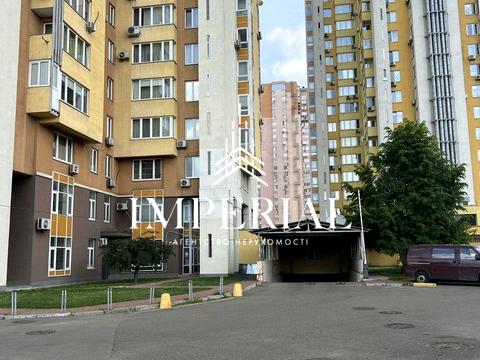 паркомісце за адресою Валерія Лобановського просп. (Червонозоряний), 6-Г