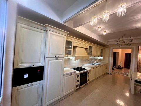 квартира по адресу Академика Сахарова ул., 7а