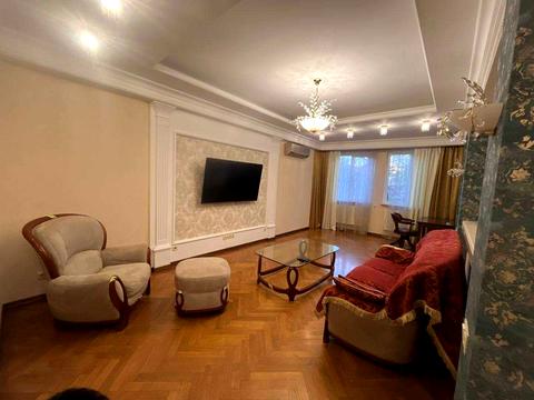 квартира по адресу Академика Сахарова ул., 7а