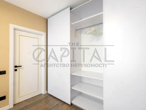 квартира по адресу Ревуцкого ул., 40-В