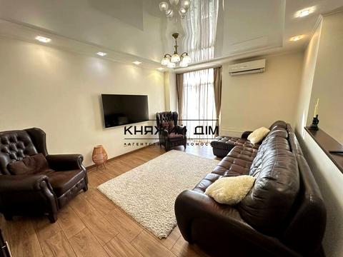 квартира за адресою Регенераторна вул., 4 к5