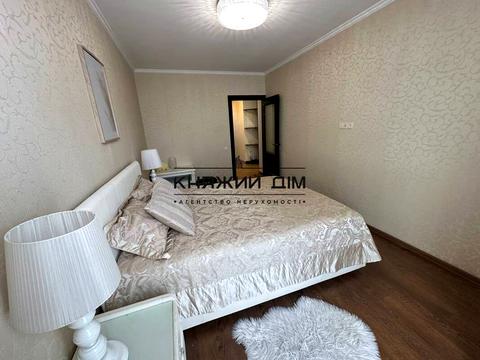 квартира за адресою Регенераторна вул., 4 к5