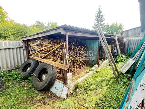 будинок за адресою с-ще. Травневе, фабрична