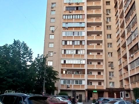 квартира за адресою Петра Григоренка просп., 38