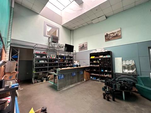 комерційна за адресою Ківерцівська вул., 32