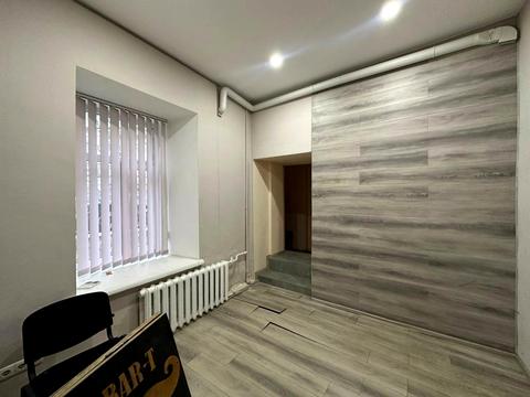 комерційна за адресою Михайлівська вул., 24-А