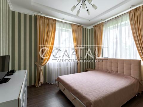 будинок за адресою Космонавтів, 25