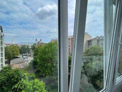 квартира за адресою Кардинала Любомира Гузара вул., 9-а