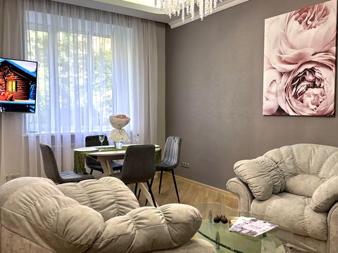 квартира по адресу Трёхсвятительская ул., 9