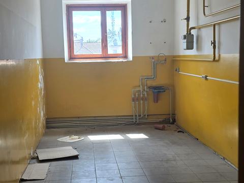 комерційна за адресою Винники, Володимира Винниченка вул., 14