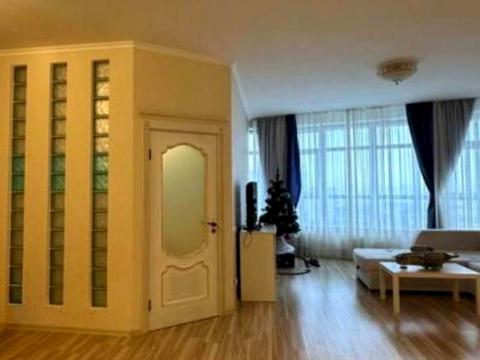 квартира по адресу Кловский спуск, 7a