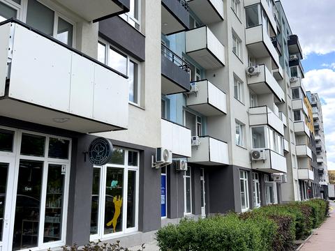 комерційна за адресою Під Голоском вул., 24