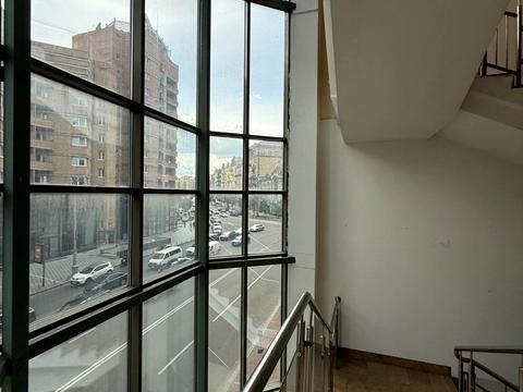 коммерческая по адресу Большая Васильковская ул. (Красноармейская), 5