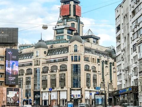 коммерческая по адресу Большая Васильковская ул. (Красноармейская), 5