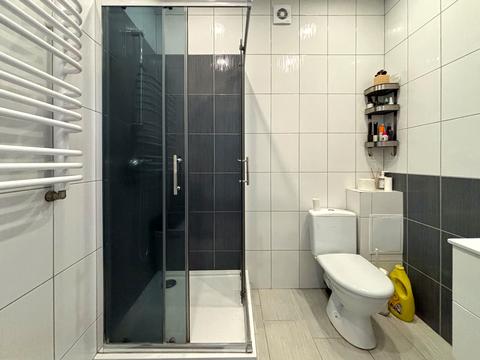 квартира за адресою Євгена Коновальця вул., 124А