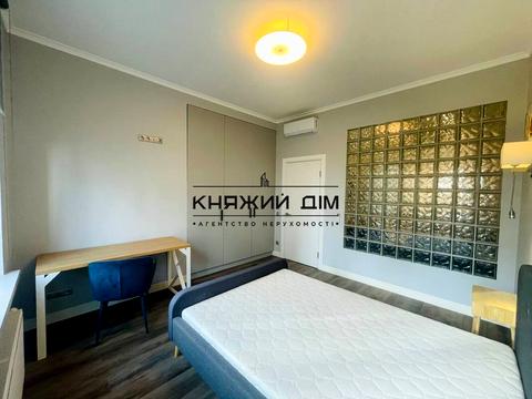 квартира за адресою Андрія Верхогляда вул. (Михайла Драгомирова), 11
