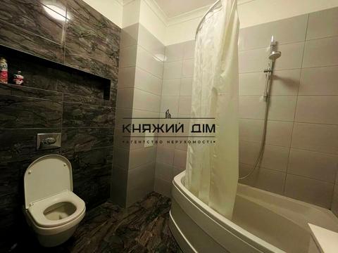 квартира за адресою Андрія Верхогляда вул. (Михайла Драгомирова), 11