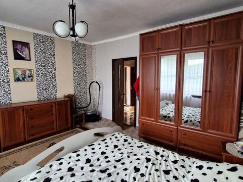 дом по адресу Шкільна