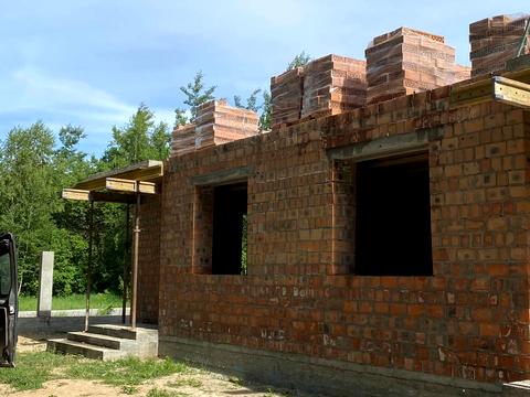 будинок за адресою Дорошенка вул.
