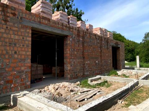 будинок за адресою Дорошенка вул.