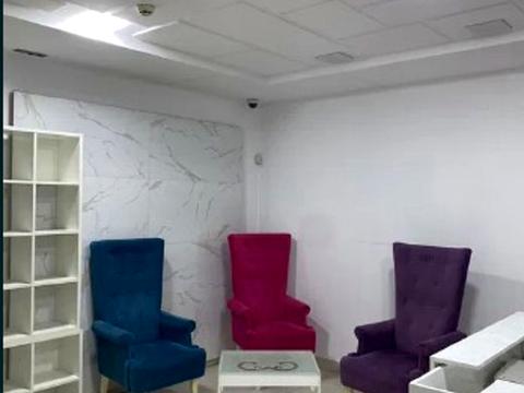 комерційна за адресою Велика Арнаутська вул., 105