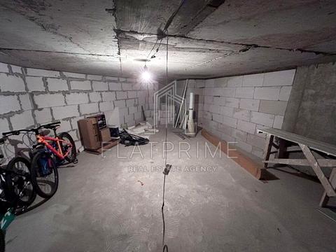 квартира за адресою Теплична вул., 42
