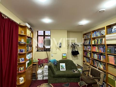 комерційна за адресою Тираспольська вул., 11