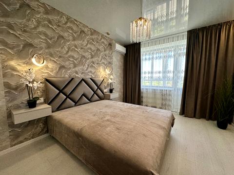 квартира за адресою Космонавтів вул., 128-Д