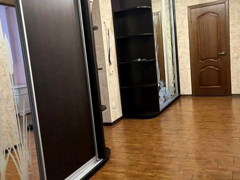 квартира за адресою Разумовська вул., 10/12