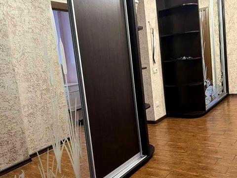 квартира за адресою Разумовська вул., 10/12