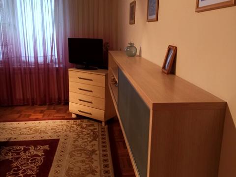 квартира за адресою Грушевського вул., 1