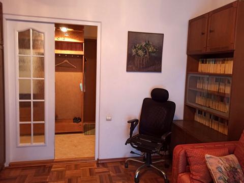 квартира за адресою Грушевського вул., 1