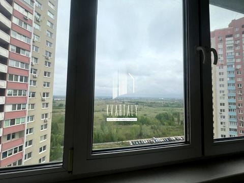 квартира за адресою Київ, Милославська вул., 4