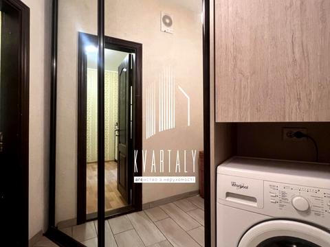 квартира за адресою Київ, Милославська вул., 4