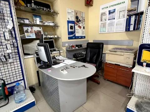комерційна за адресою Січових Стрільців вул. (Артема), 47