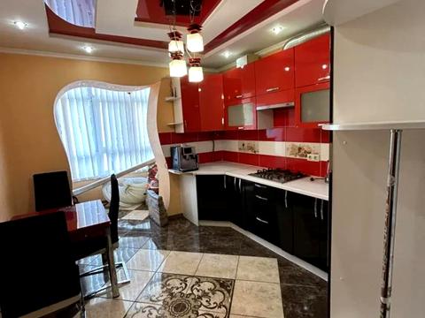 квартира за адресою Володимира Івасюка вул., 10