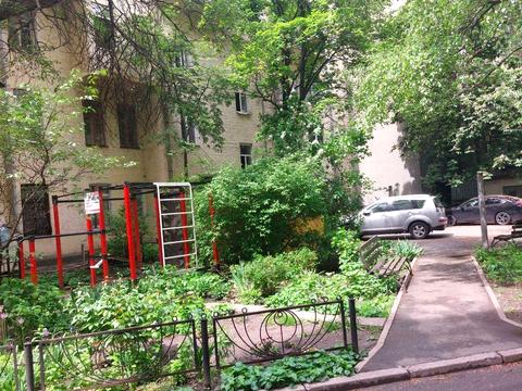 квартира за адресою Михайла Омеляновича-Павленка вул. (Суворова), 18/20