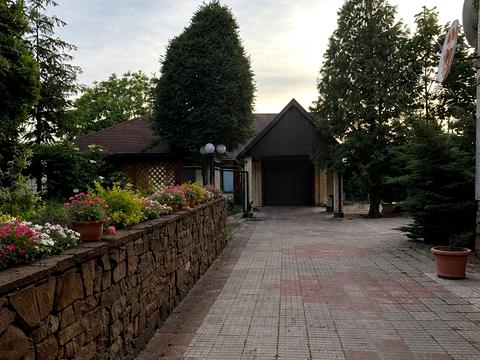 дом по адресу Лесі Українки