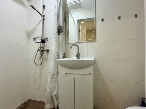 будинок за адресою смт. Брюховичі, Львівська вул.