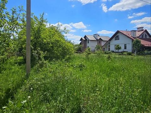 участок по адресу Івана Левинського ул.